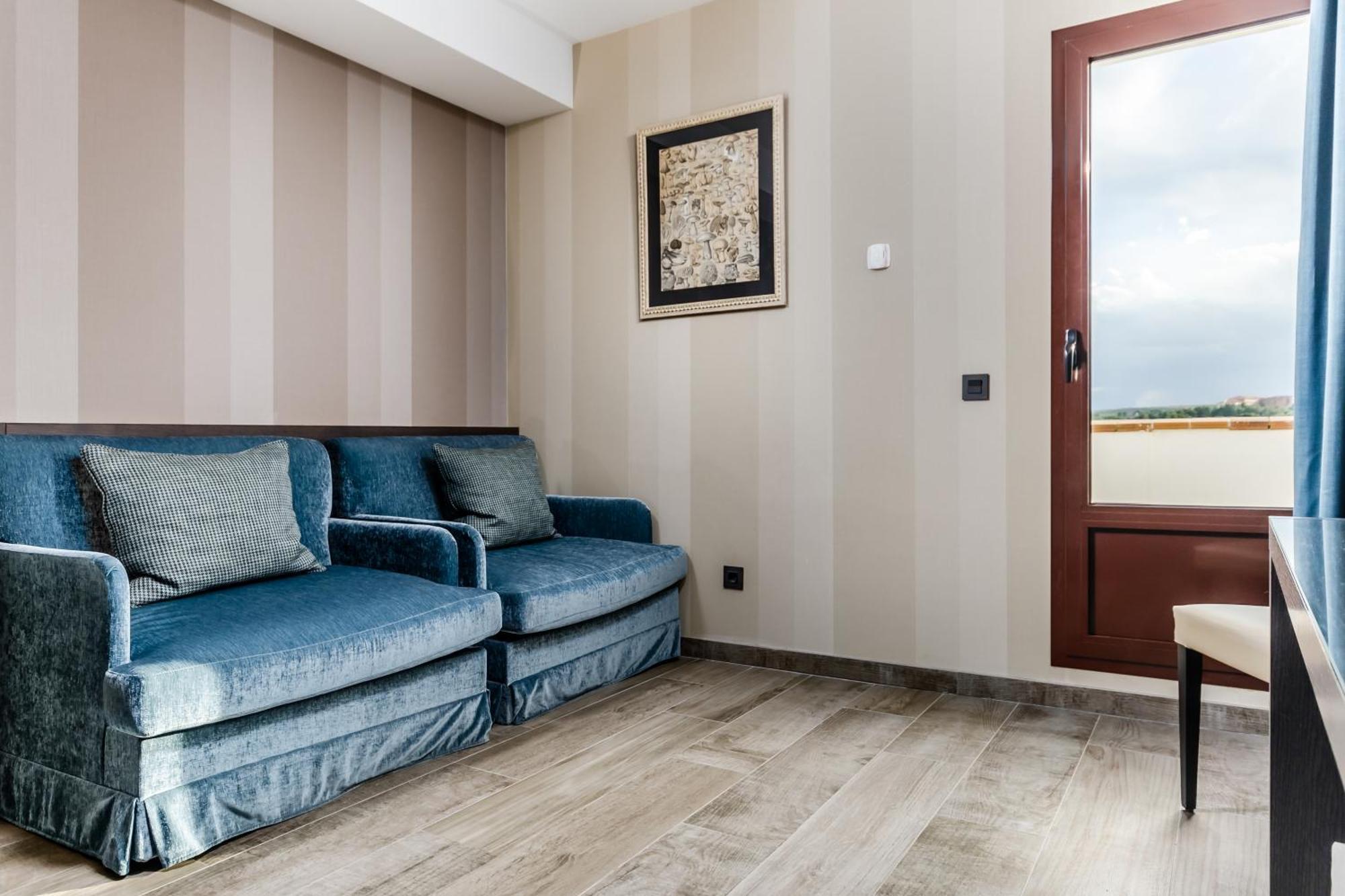 Hotel Reina Cristina Teruel Esterno foto